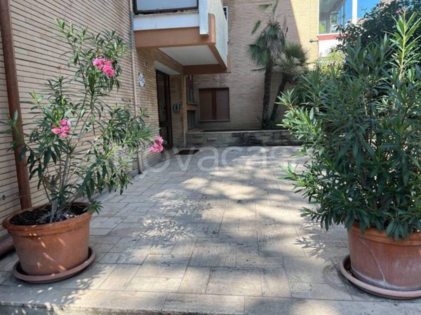 appartamento in vendita a Roma in zona Tor di Quinto