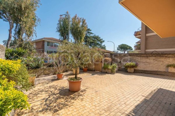 appartamento in vendita a Roma in zona Appio Claudio