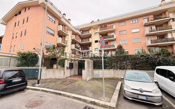 appartamento in vendita a Roma in zona Ottavia