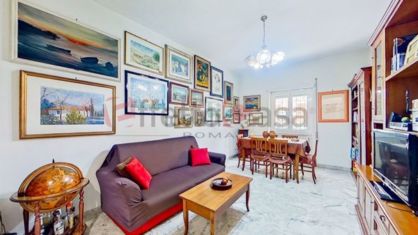 appartamento in vendita a Roma in zona Appio Claudio