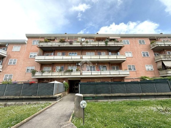 appartamento in vendita a Roma in zona Tre Pini - Poggio dei Fiori