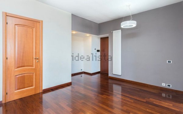 appartamento in vendita a Roma in zona Spinaceto