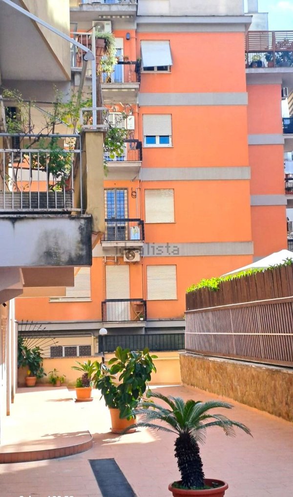 appartamento in vendita a Roma in zona Gianicolense