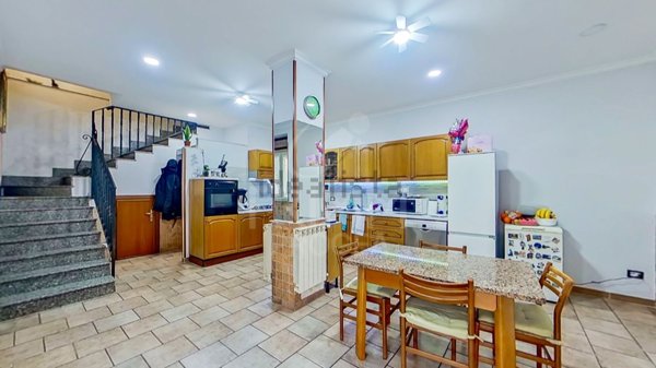 casa indipendente in vendita a Roma in zona Lunghezza