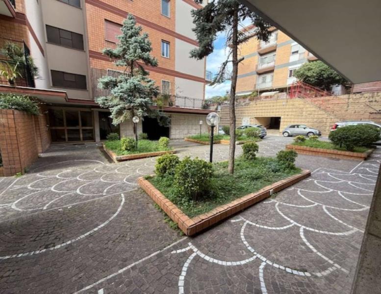 appartamento in vendita a Roma in zona Portuense