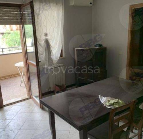 appartamento in vendita a Roma in zona Castelverde