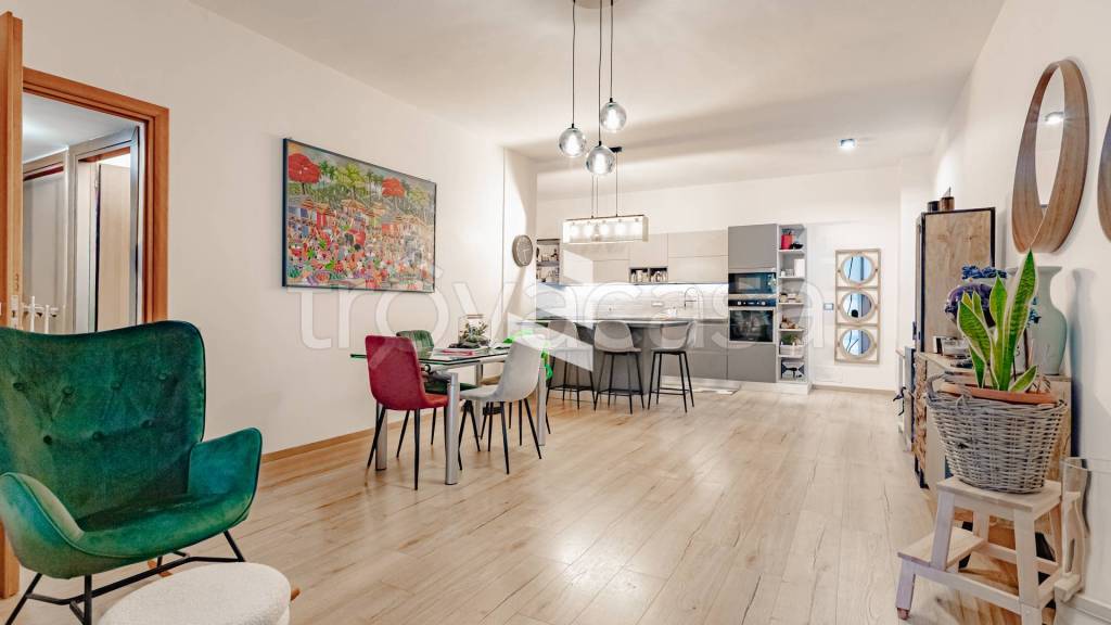 appartamento in vendita a Roma in zona Torrino