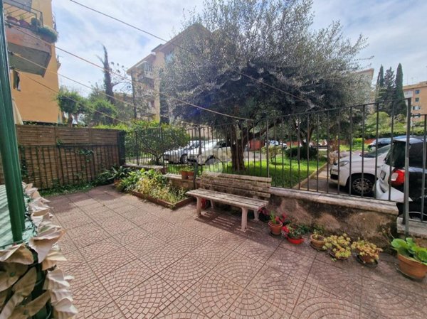appartamento in vendita a Roma in zona Appio Claudio