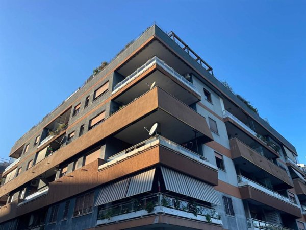 appartamento in vendita a Roma in zona EUR