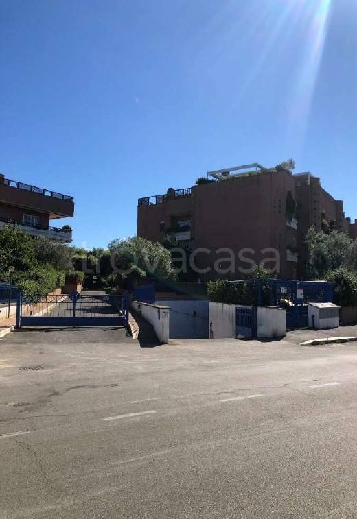 appartamento in vendita a Roma in zona Giuliano Dalmata