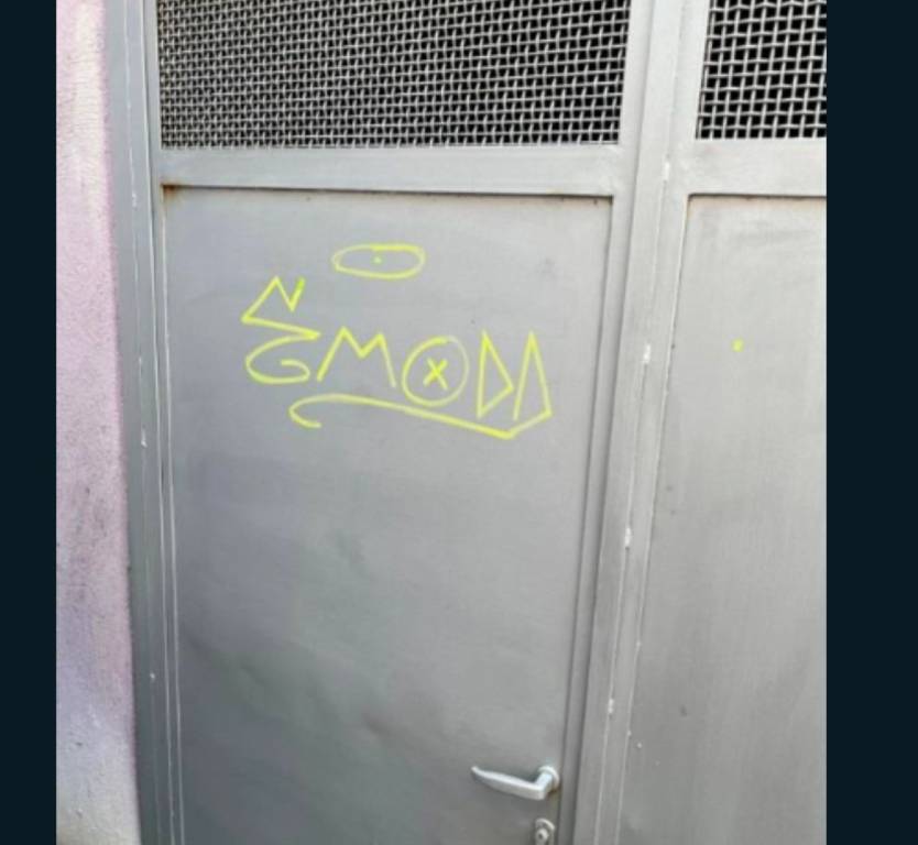 locale commerciale in vendita a Roma in zona Collatino