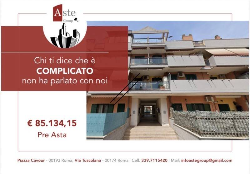 appartamento in vendita a Roma in zona Torre Angela