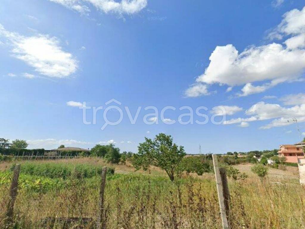 appartamento in vendita a Roma in zona Pantan Monastero