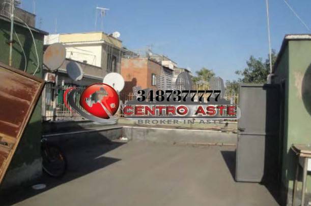 appartamento in vendita a Roma in zona Prenestino-Centocelle