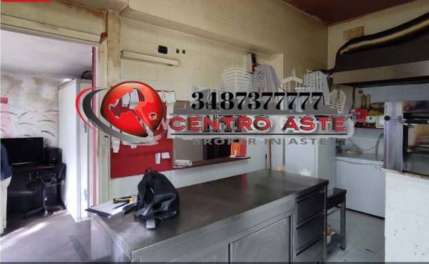 negozio in vendita a Roma in zona Primavalle