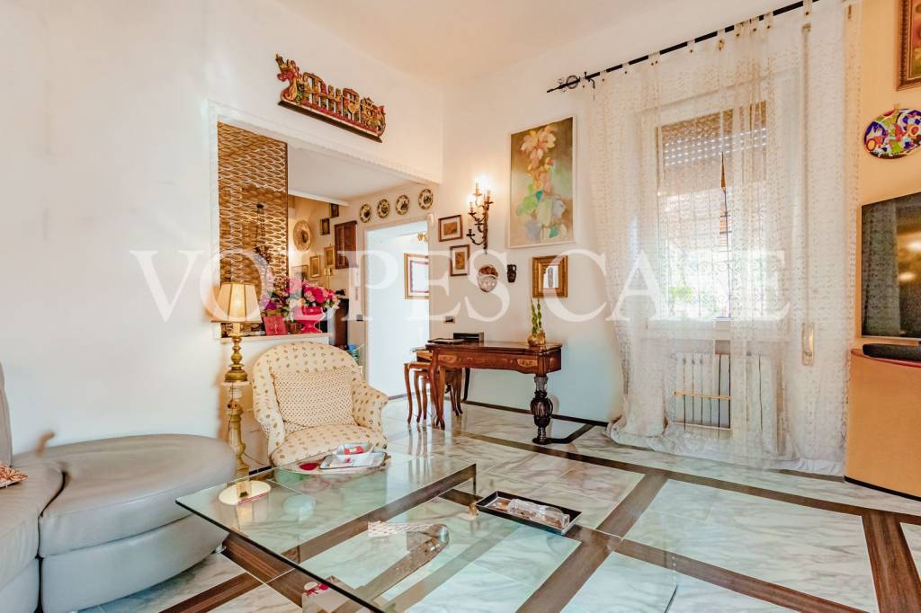 casa indipendente in vendita a Roma in zona Prenestino-Labicano