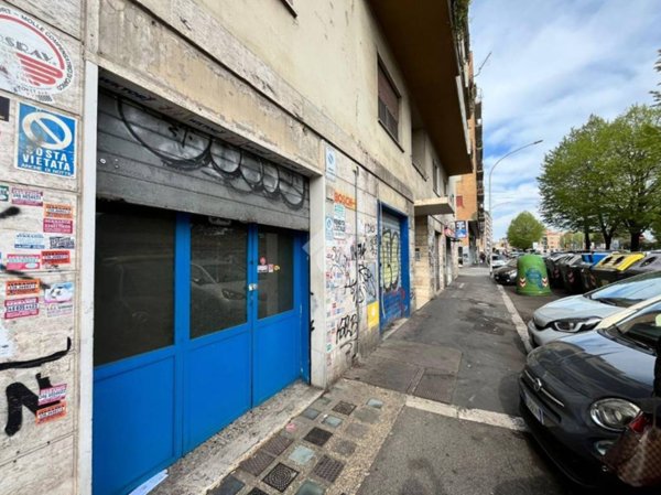 negozio in vendita a Roma in zona Tiburtino