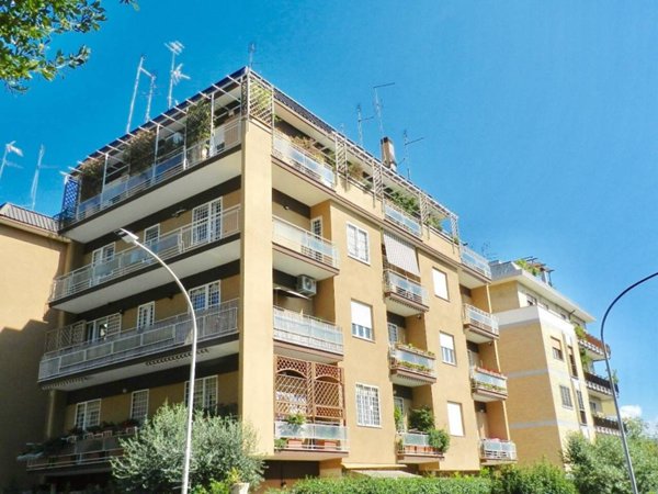 appartamento in vendita a Roma in zona Della Vittoria