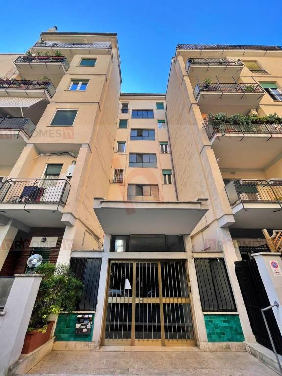 appartamento in vendita a Roma in zona Gianicolense