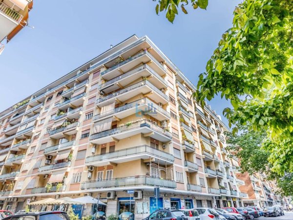 appartamento in vendita a Roma in zona Prenestino-Labicano