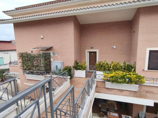 appartamento in vendita a Roma in zona Casalotti