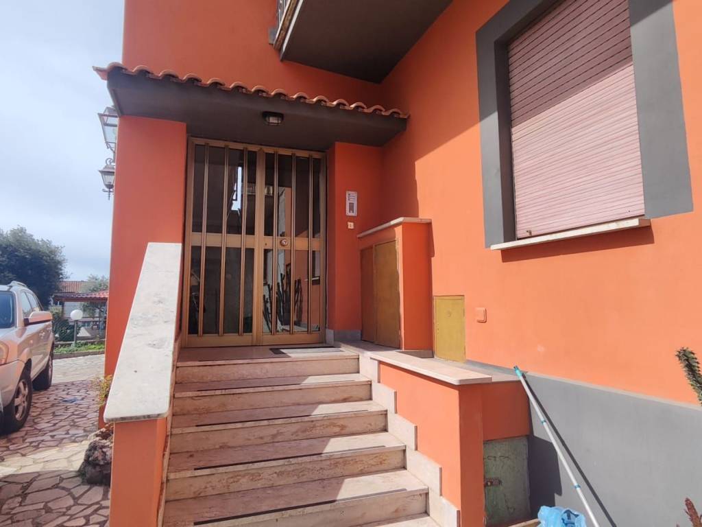 appartamento in vendita a Roma in zona Labaro