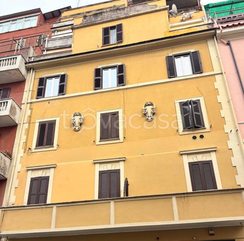 appartamento in vendita a Roma in zona Prenestino-Labicano