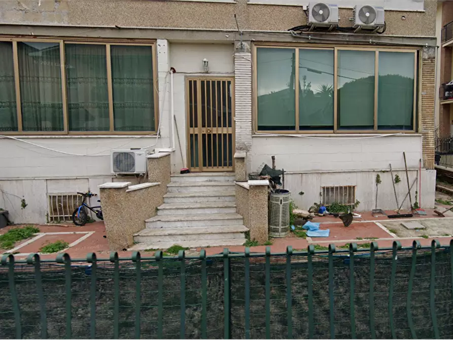 appartamento in vendita a Roma in zona Casal Morena