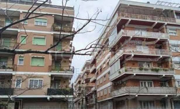 appartamento in vendita a Roma in zona Ostia