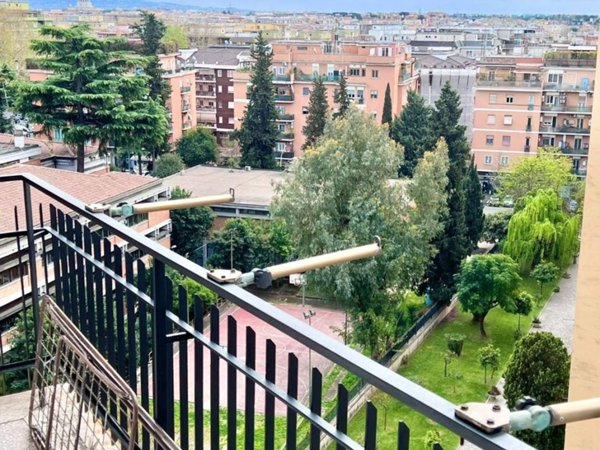 appartamento in vendita a Roma in zona Portuense