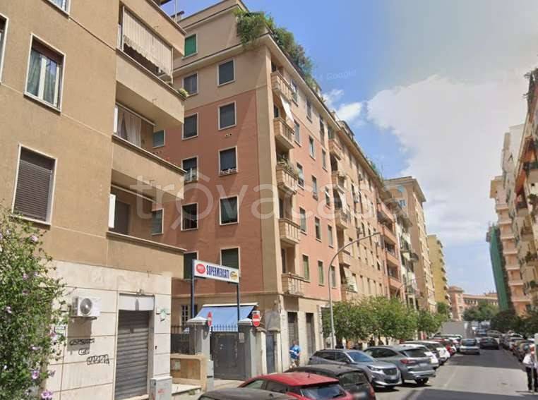 appartamento in vendita a Roma in zona Tuscolano