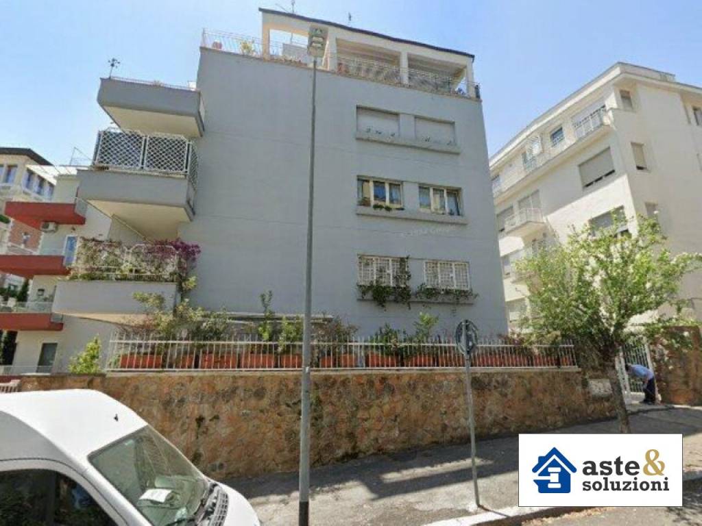 appartamento in vendita a Roma in zona Pinciano