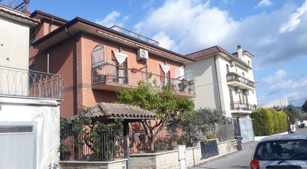 appartamento in vendita a Roma in zona Tor Vergata/Torrenova