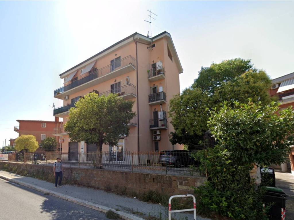 appartamento in vendita a Roma in zona Casal Morena