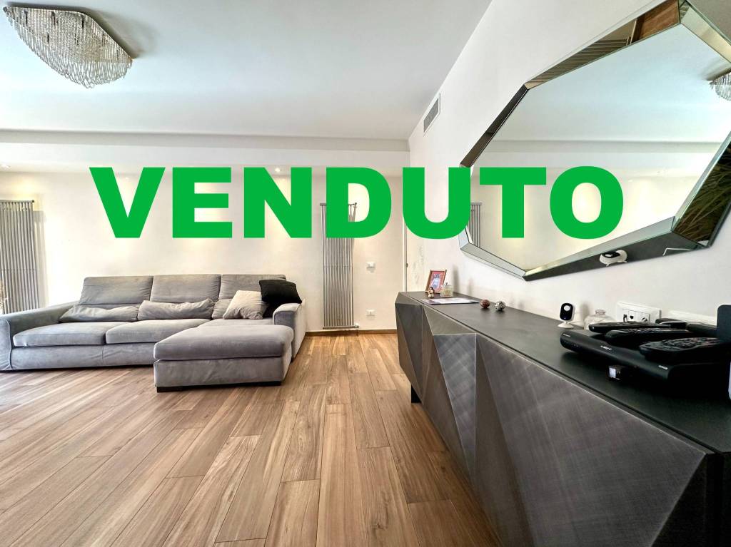 appartamento in vendita a Roma in zona San Basilio