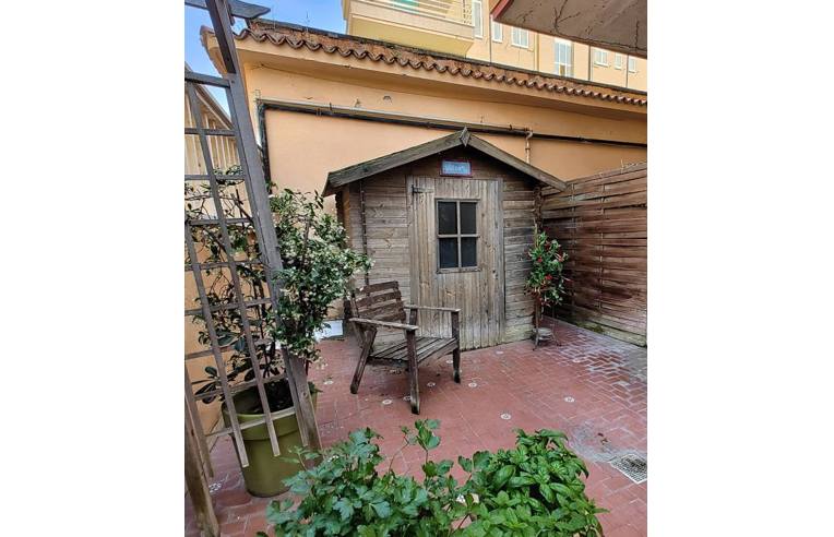 appartamento in vendita a Roma in zona Ostia