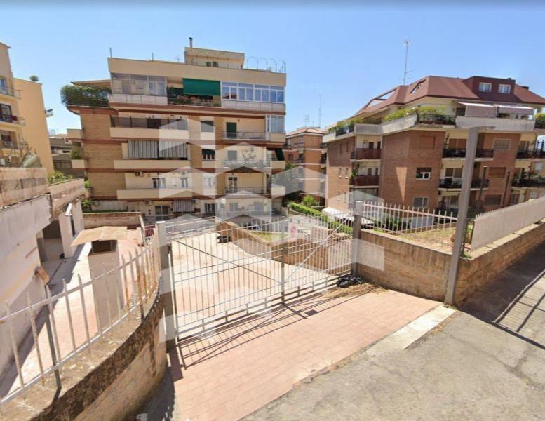 casa indipendente in vendita a Roma in zona Aurelio