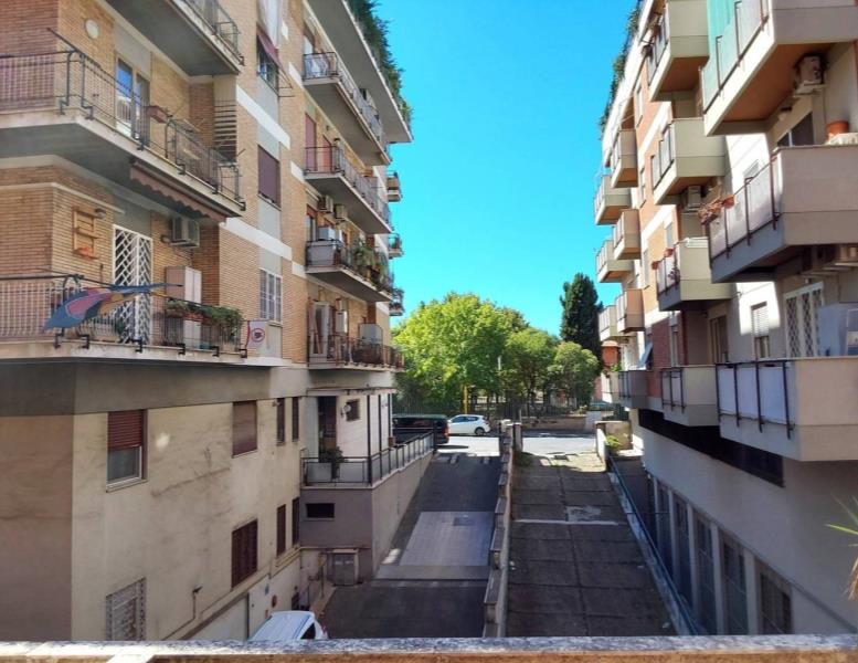 appartamento in vendita a Roma in zona Collatino