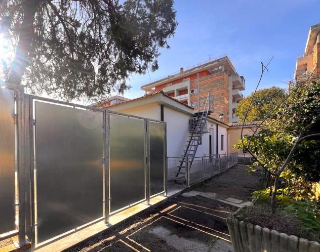 casa indipendente in vendita a Roma in zona Prenestino-Labicano