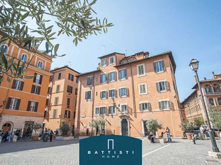 appartamento in vendita a Roma in zona Rione di Ponte