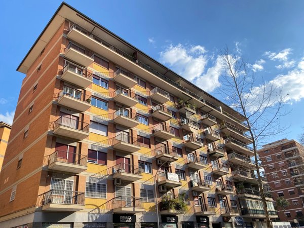 appartamento in vendita a Roma in zona Appio Claudio