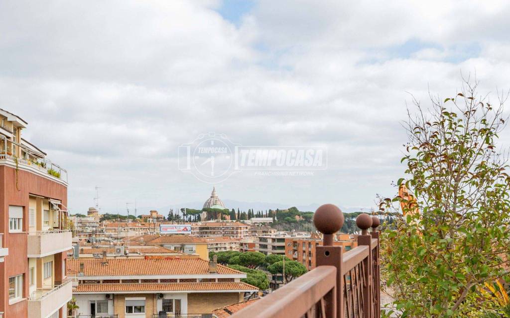 appartamento in vendita a Roma in zona Aurelio