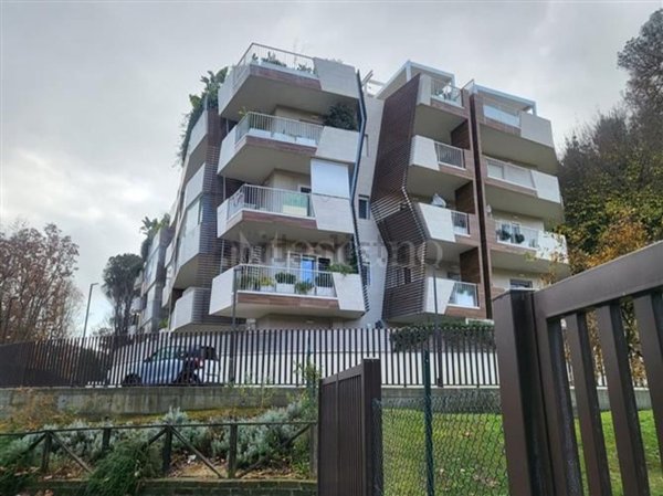 appartamento in vendita a Roma in zona Tor di Quinto