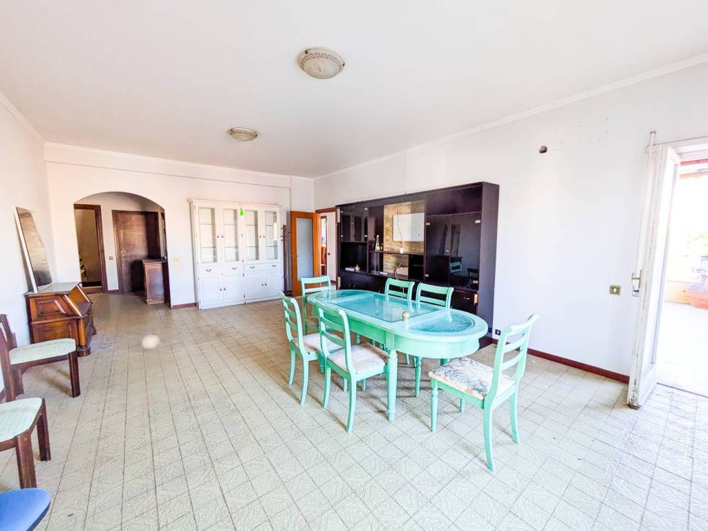appartamento in vendita a Roma in zona Ostia