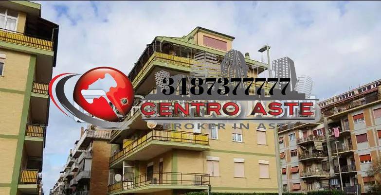 appartamento in vendita a Roma in zona Ostia Antica