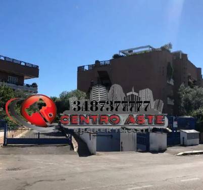appartamento in vendita a Roma in zona Giuliano Dalmata