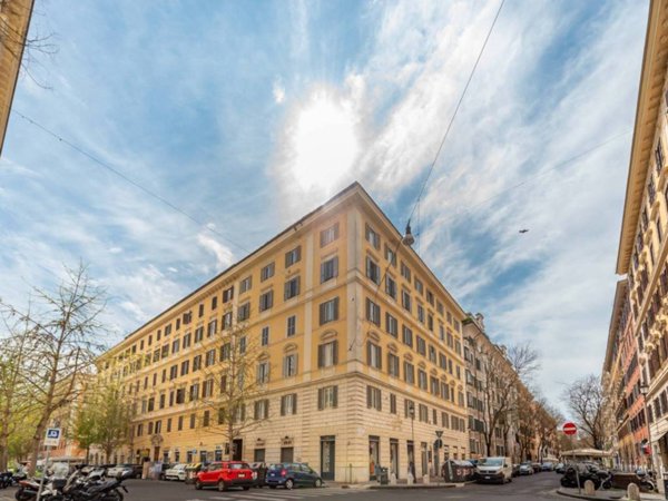 appartamento in vendita a Roma in zona Rione Prati
