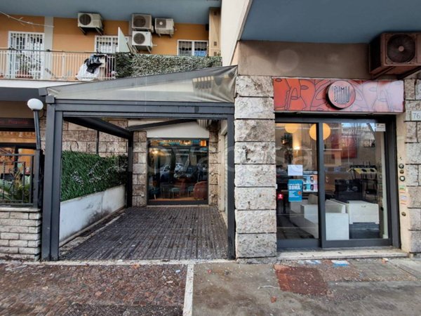 negozio in vendita a Roma in zona Prenestino-Labicano
