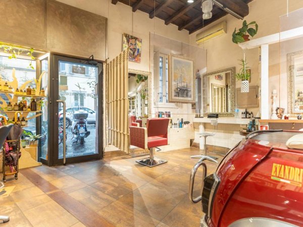 appartamento in vendita a Roma in zona Rione Monti/Campitelli