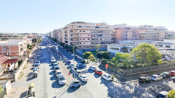 appartamento in vendita a Roma in zona Ostia